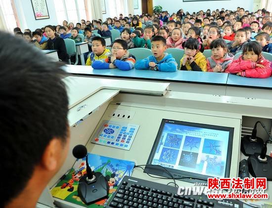 宁强气象局在各校举办气象科普知识进校园活动