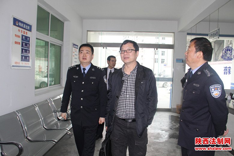  安康市委政法委副书记深入白河调研指导工作
