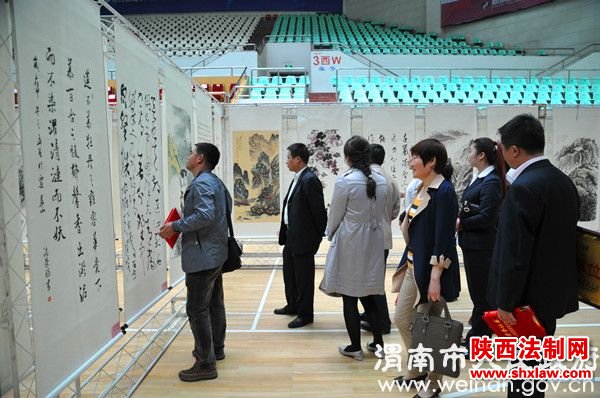 我市举办职工群众书画展