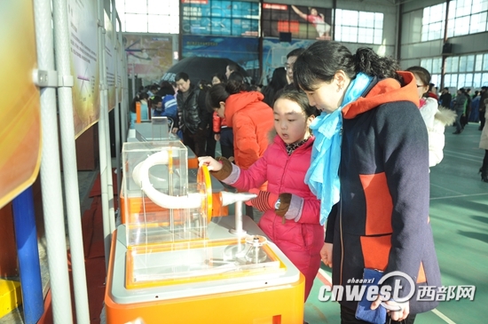 中国流动科技馆今日走进王益 免费公开巡展两个月
