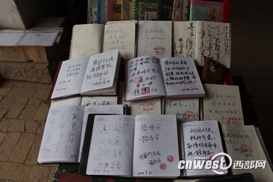 大荔县55岁老农骑单车万里行 宣传环保和敬老
