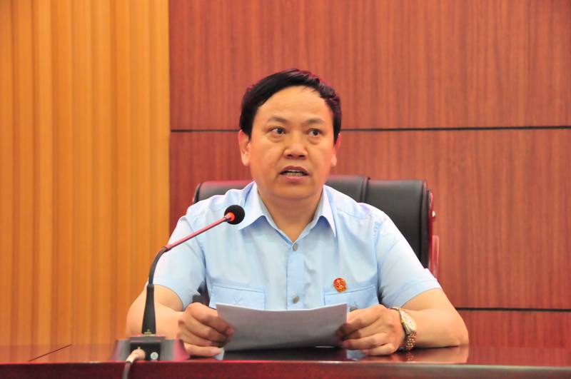  咸阳中院召开“三严三实”专题教育党课会