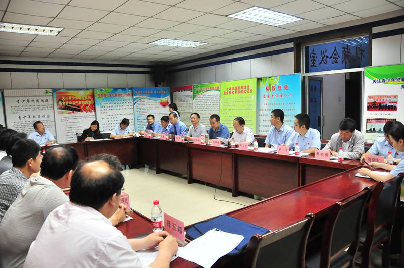  铜川市司法机关领导到咸阳法院调研未成年人案件集中管辖制度