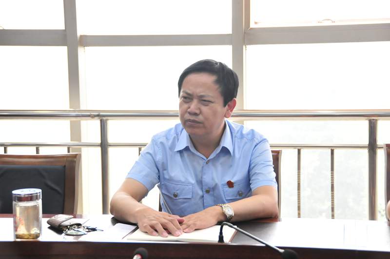  咸阳中院召开刑事审判专业委员会议
