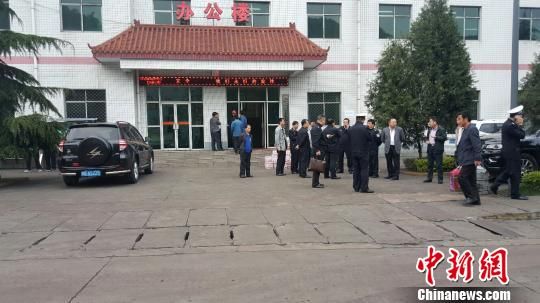 铜川发生煤矿透水事故11人被困井下
