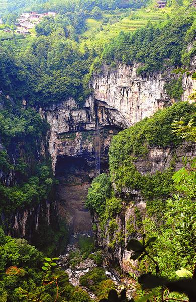 宁强发现地下河溶洞群 初步探明有大小溶洞48个